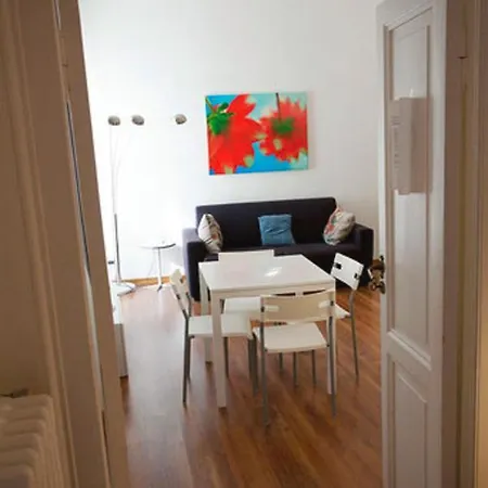 Flatinrome Navona
