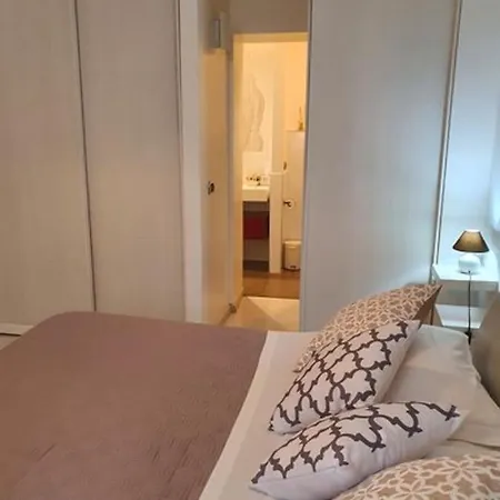 Flatinrome Navona