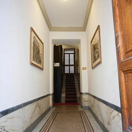 Flatinrome Navona