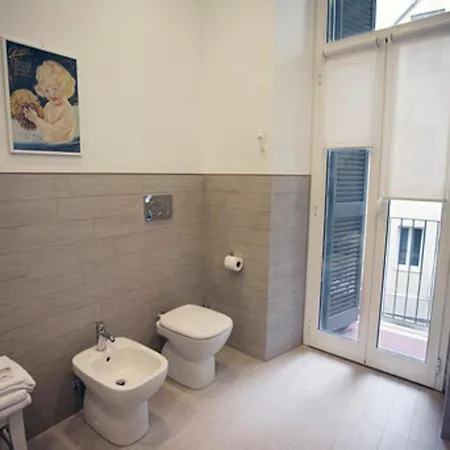 Flatinrome Navona *
